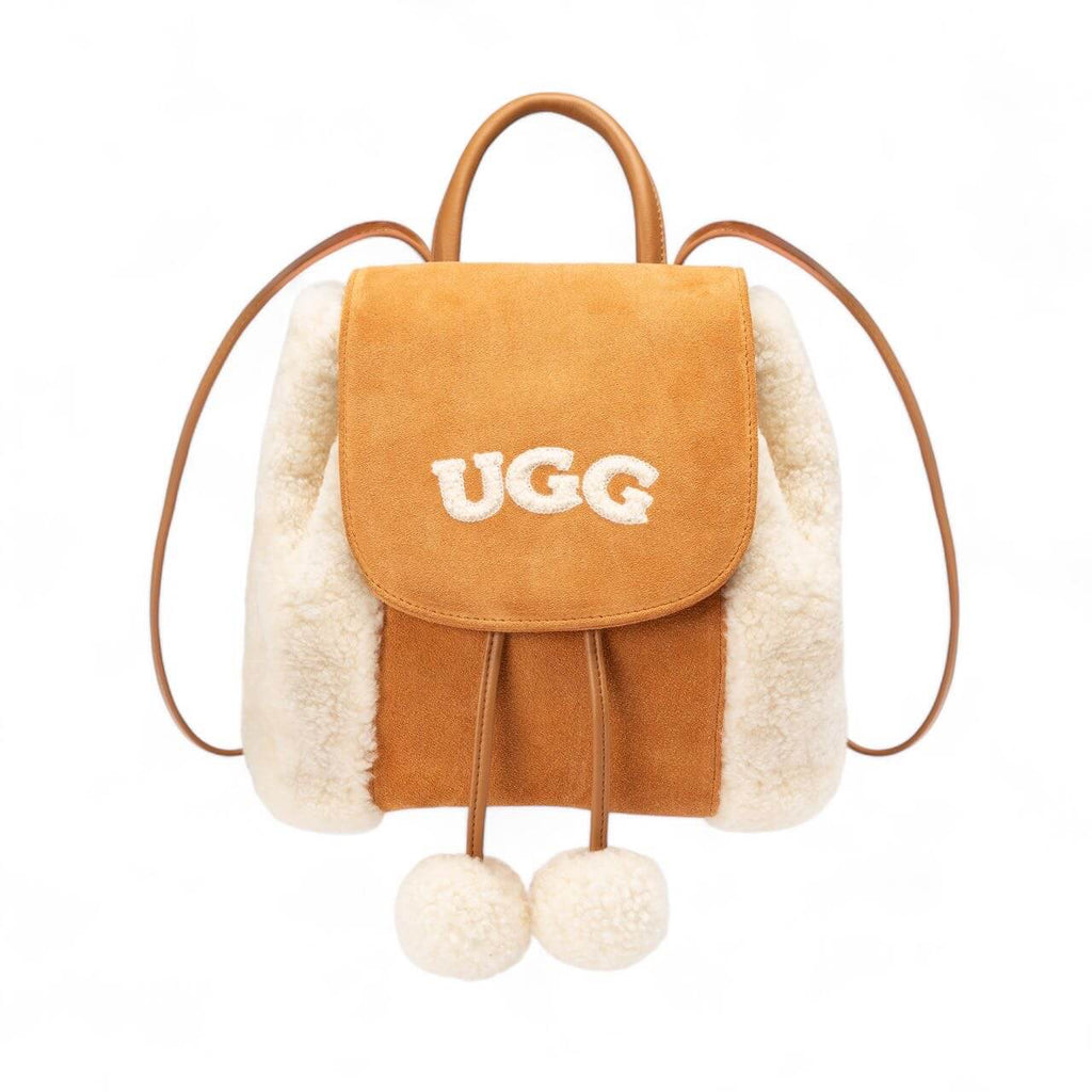 UGG栗棕色毛球後背包正面展示與毛球綁繩設計